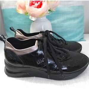 Liu Jo Black Patent Sneakers with Metallic Collar